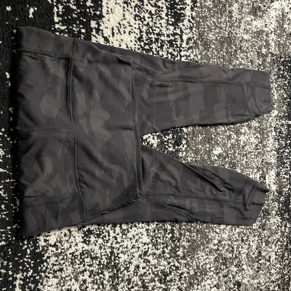 Black Camouflage Zip-Up Jacket and Pants Set - Picture 4 of 4